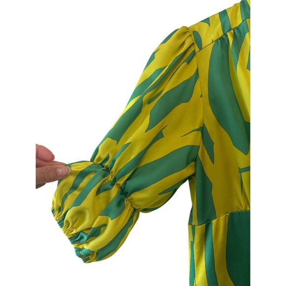 Alexis Zuella Abstract Print Crepe Maxi Dress Puff Sleeve Size Small - Picture 10 of 15